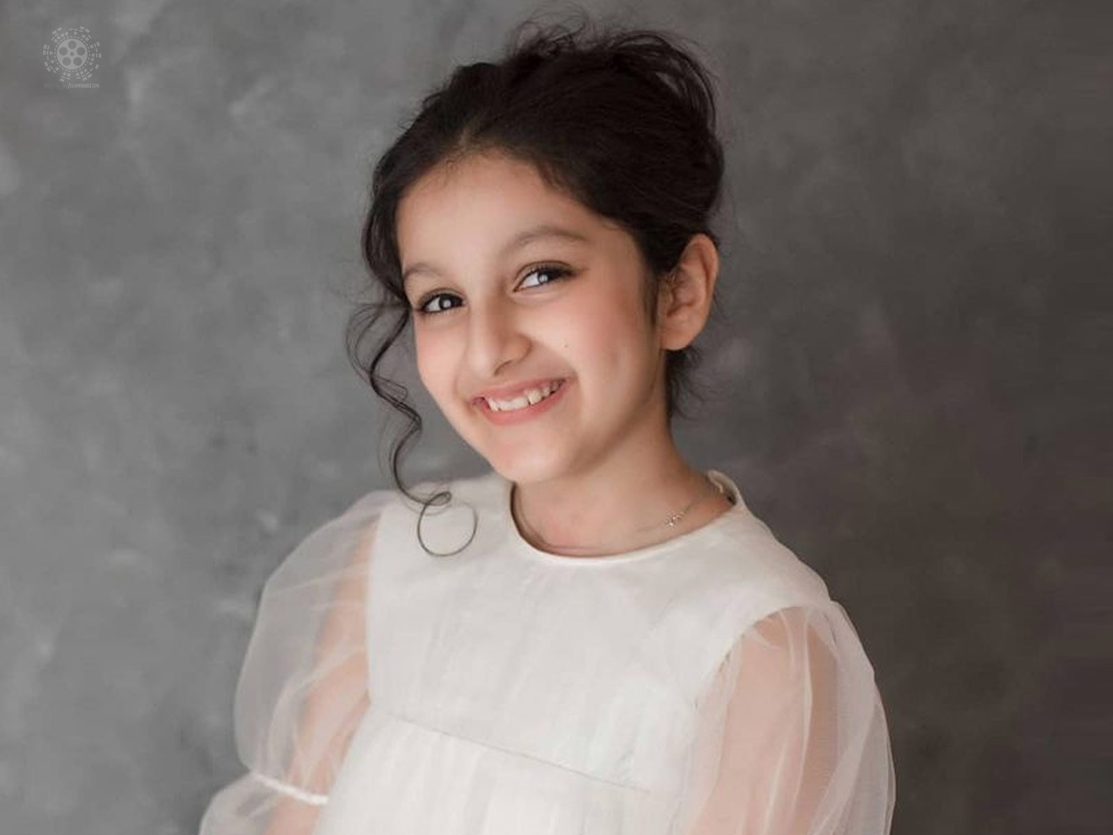Sitara's Adorable Acting Of Her Great Grandma's Iconic Song ‘Yamuna Jali Khelu Khel’!