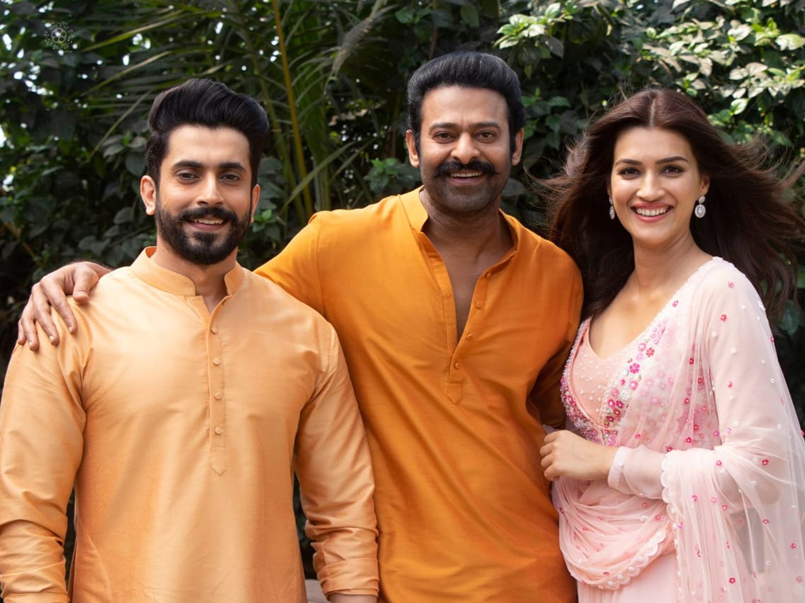 Sunny Singh and Kriti Sanon on board for 'Adipurush'