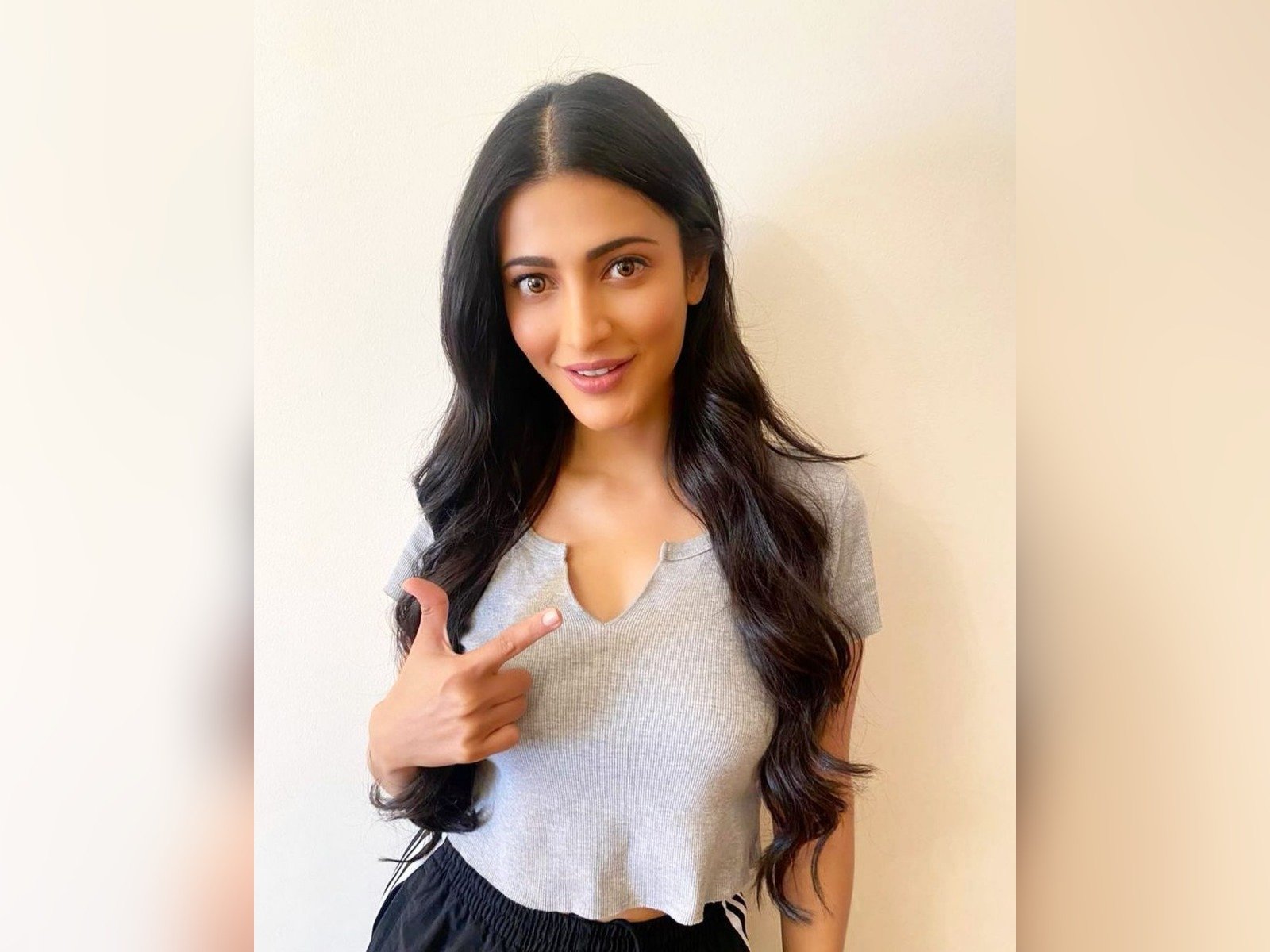 Star heroine to mark her debut as a director