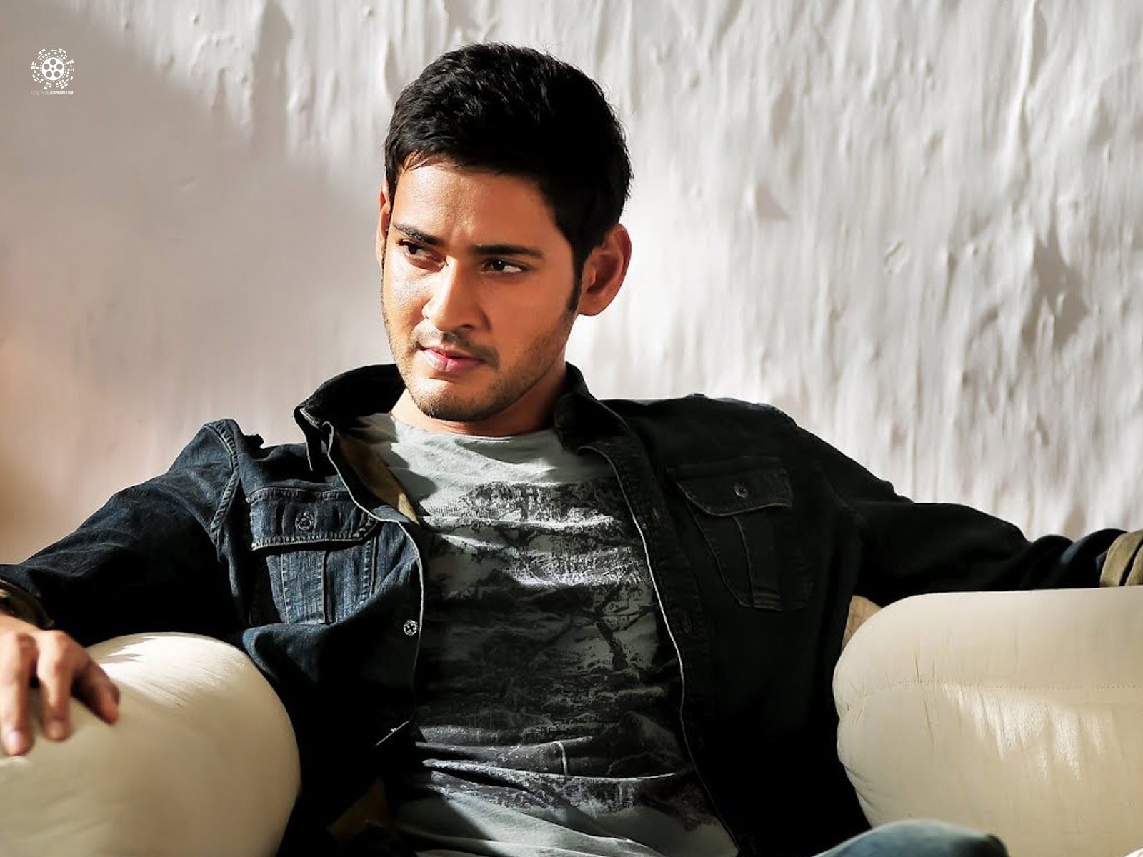 Rajamouli plans a period drama with Mahesh Babu