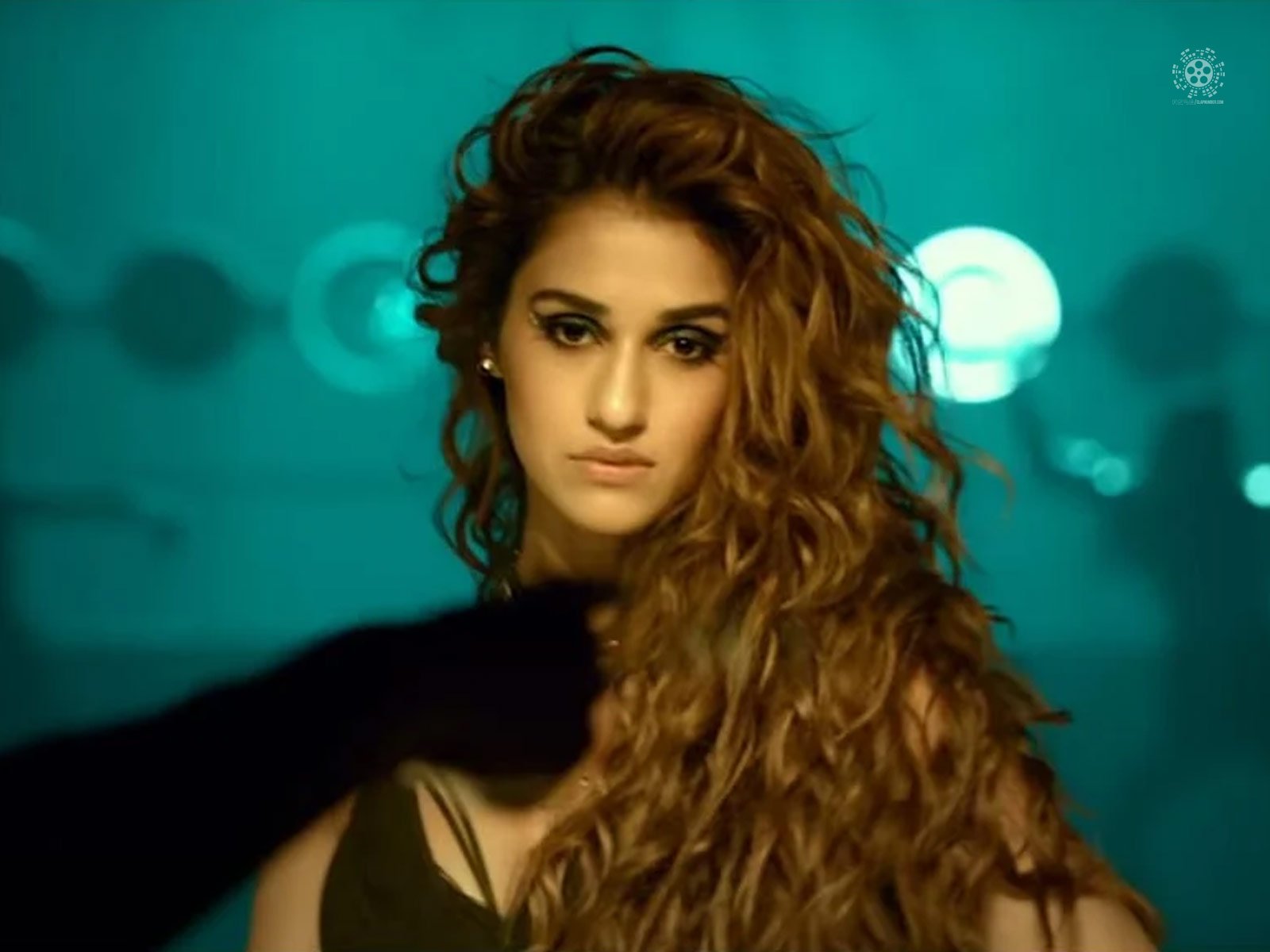 Disha Patani Stuns The Fans With Her Suave Dance Moves