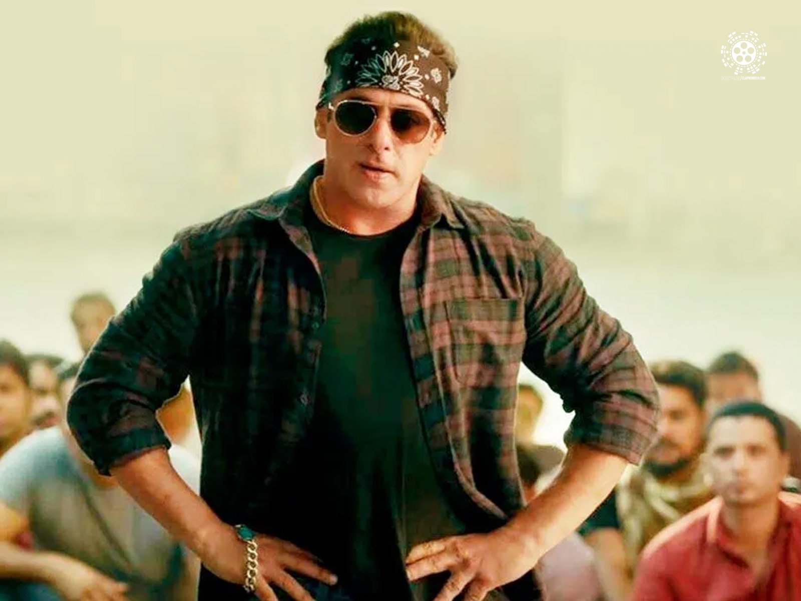 Salman Khan's Radhe has broken the internet with heavy traffic!