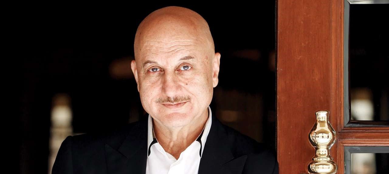 Anupam Kher urges Govinda not to let personal life overshadow his career