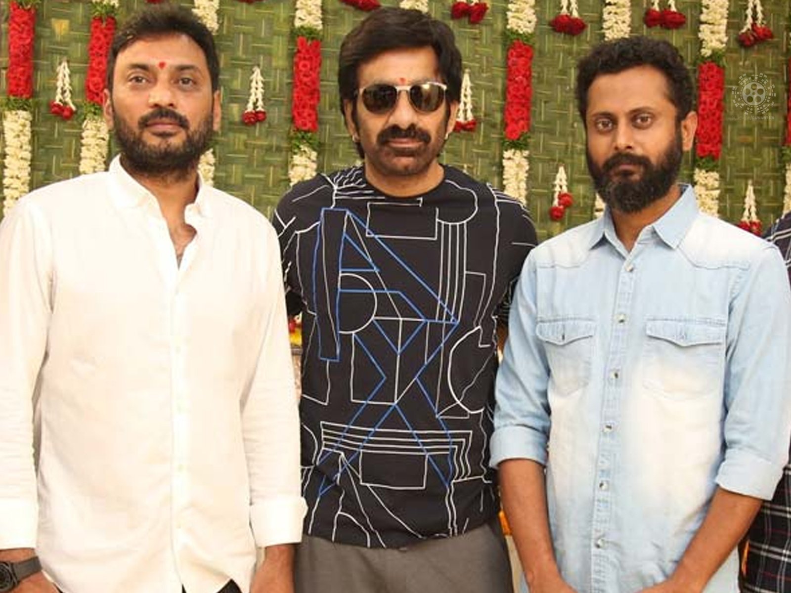 Ravi Teja will be sporting a '90s look in his upcoming film