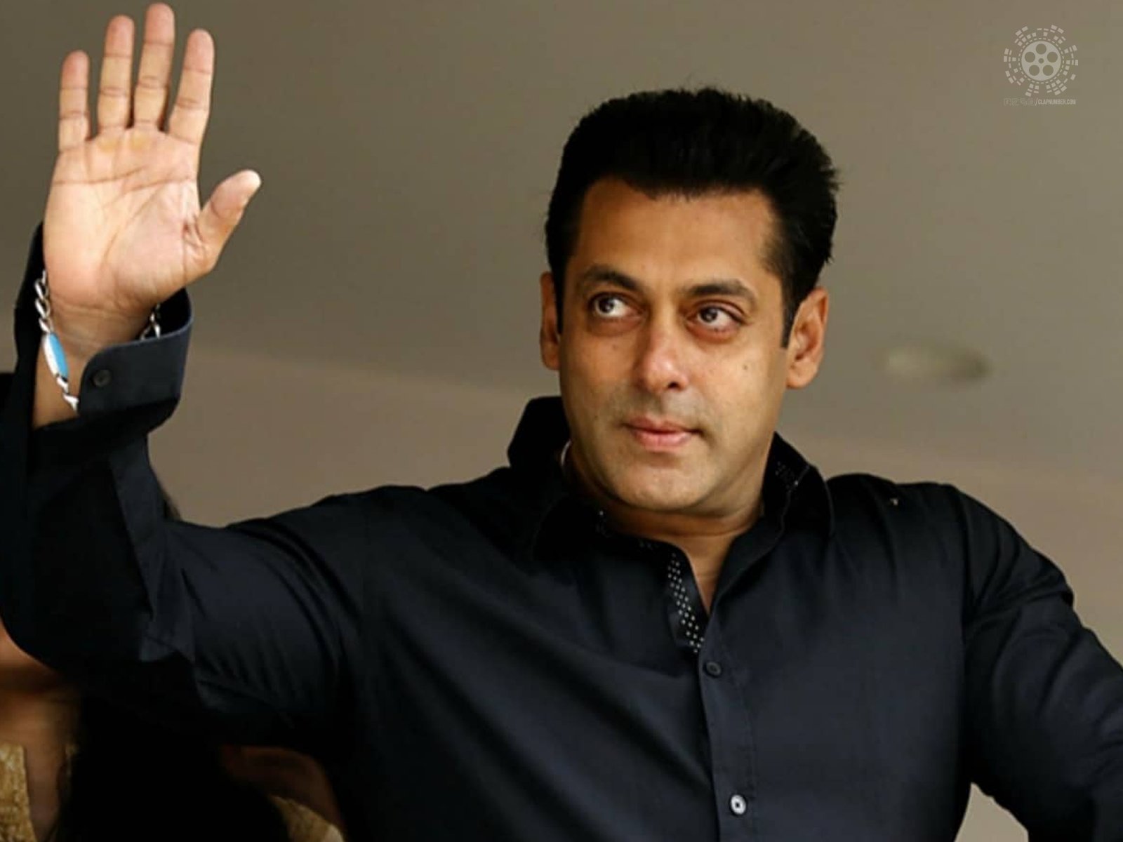 Salman Khan demands script alterations for the Hindi remake of Master