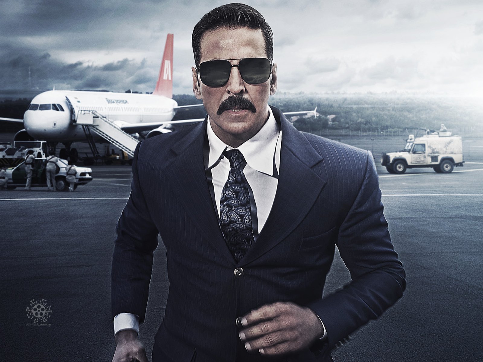 The makers of Akshay Kumar's Bell Bottom come up with a genius release strategy!