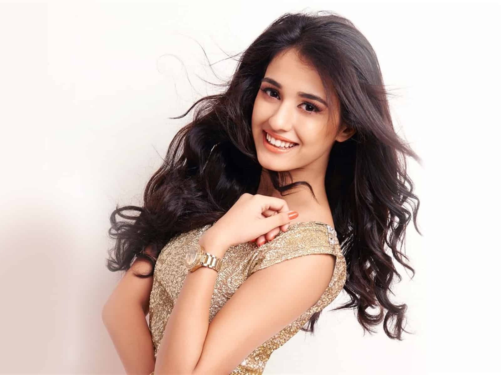 Watch Disha Patani's Dance Cover Of Doja Cat's Kiss Me More