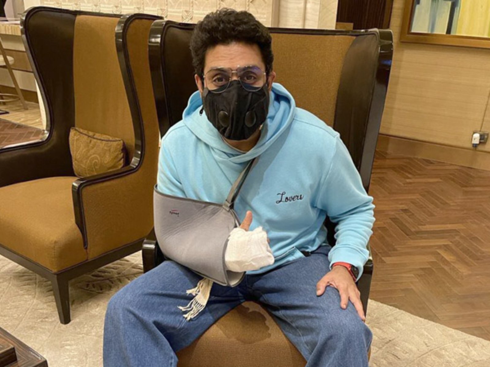Abhishek Bachchan resumes shoot after shoulder surgery for Oththa Seruppu Size 7 remake in Chennai