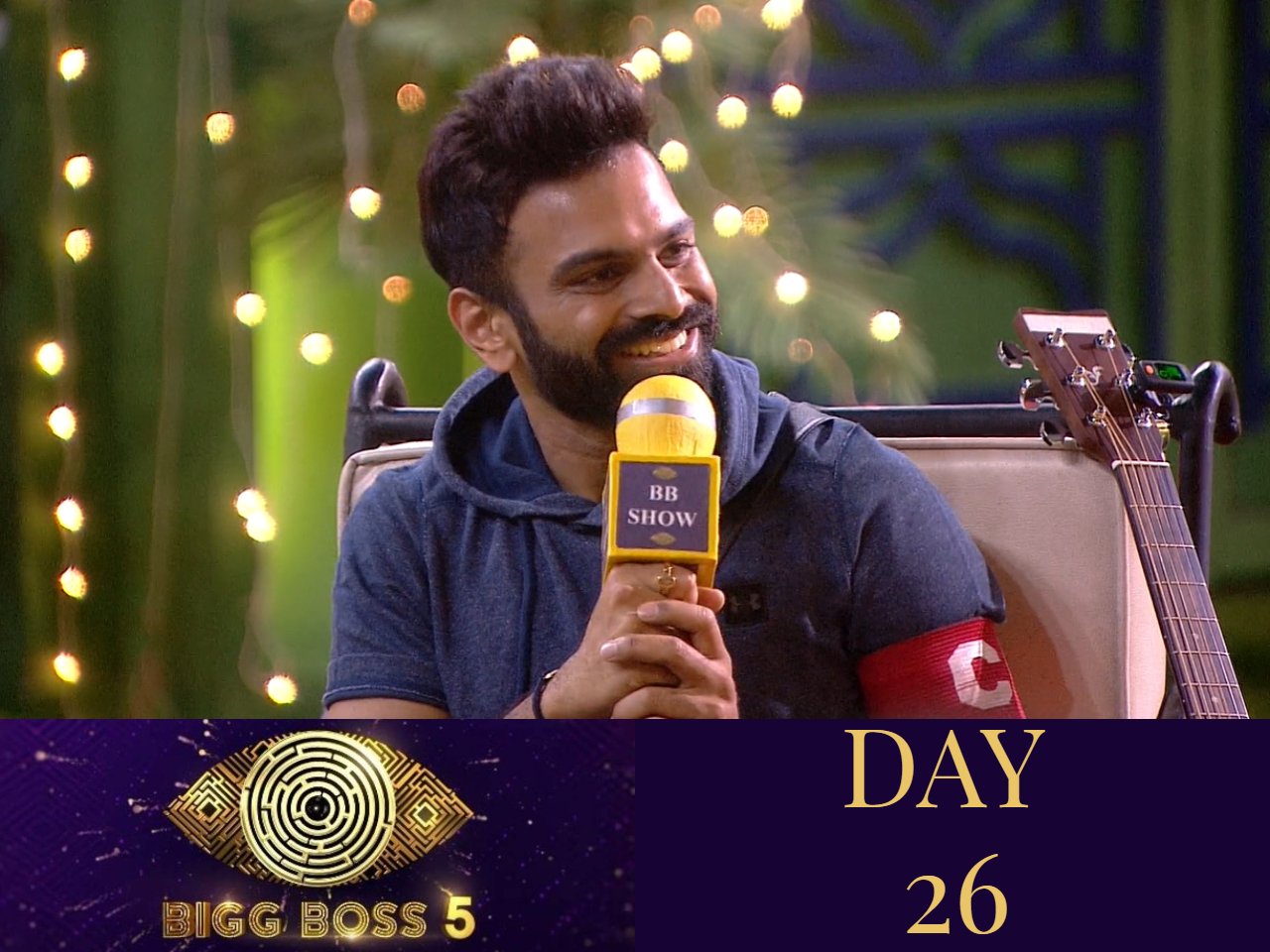 Bigg Boss 5: Sreerama Chandra becomes the star of the evening as he sets an acoustic ambiance