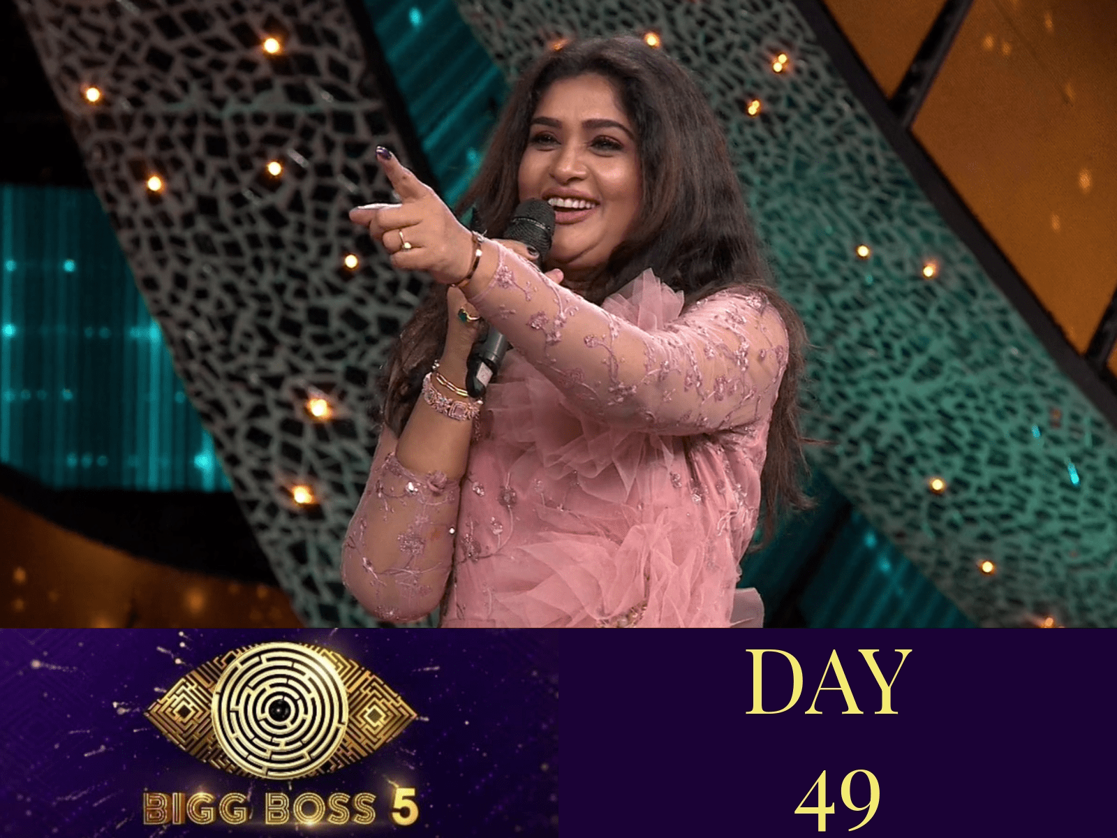 Bigg Boss 5: Priya Gets Evicted From The House!