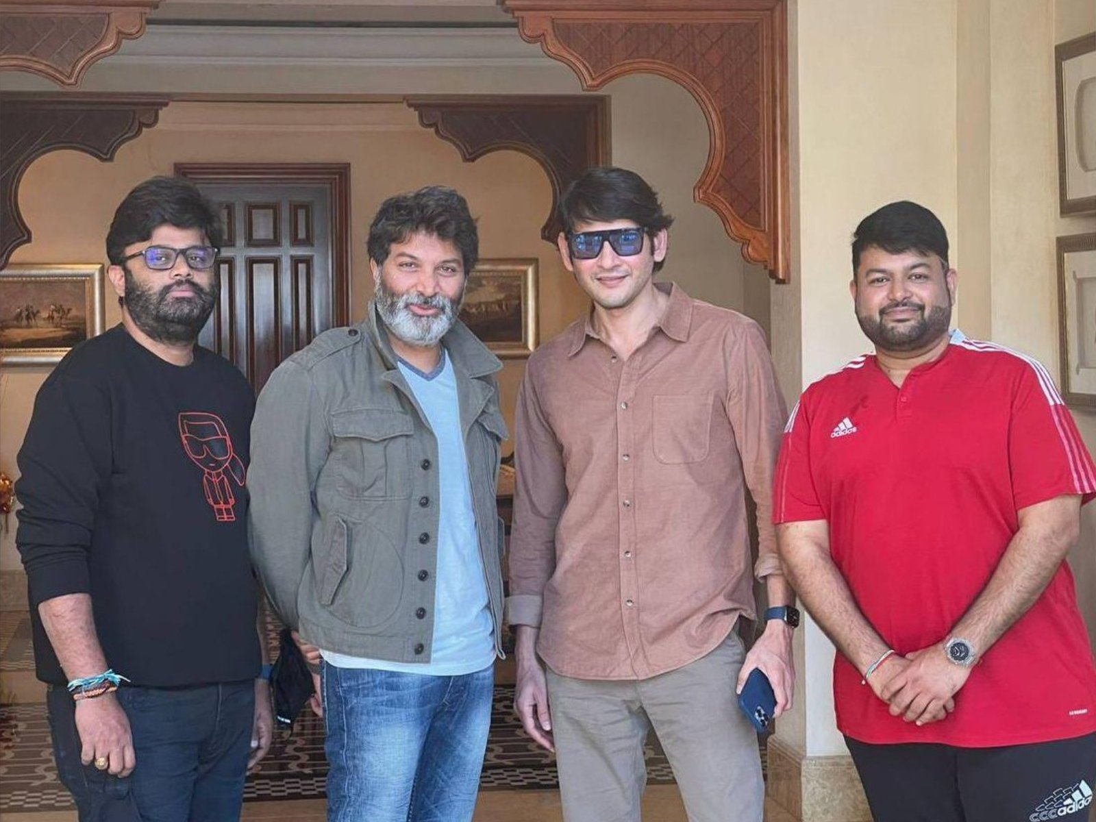 Trivikram Srinivas, Naga Vamsi, S Thaman Meet Superstar Mahesh Babu In Dubai