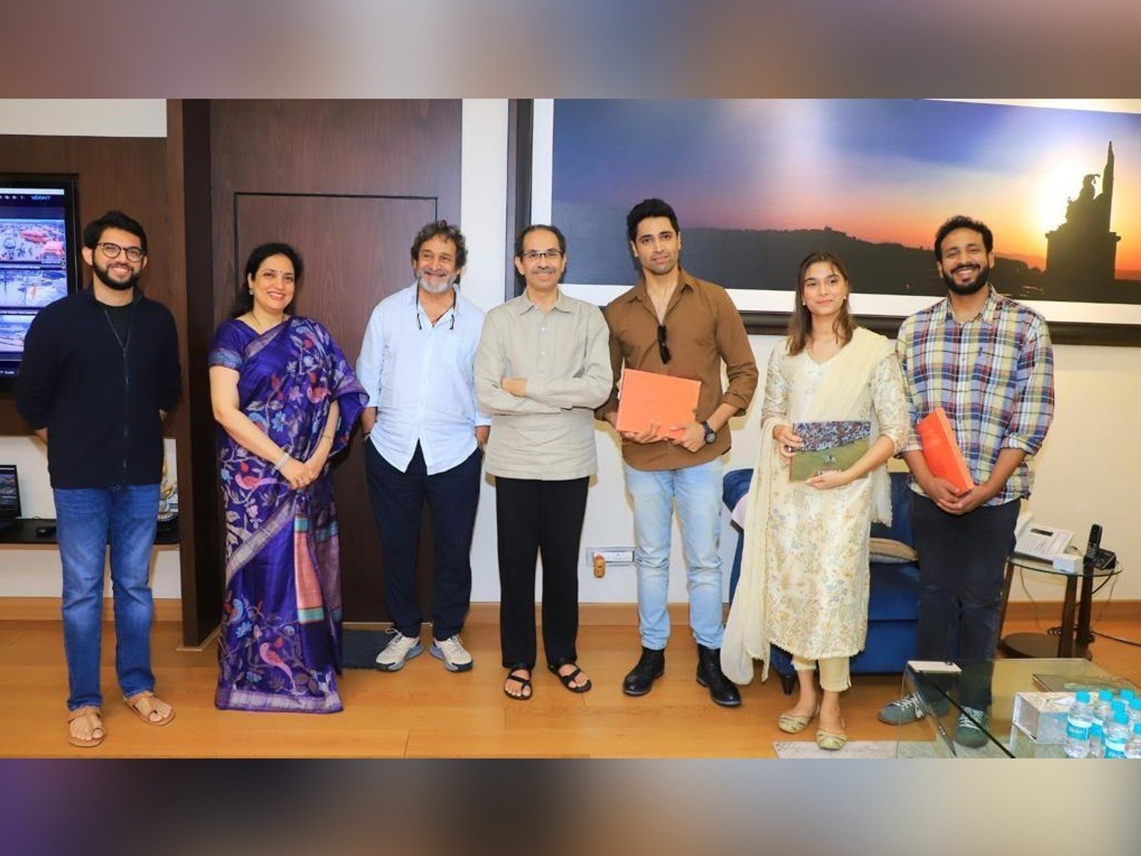 Team Major meets Honourable Chief Minister of Maharashtra Shri. Uddhav Thackeray ji.