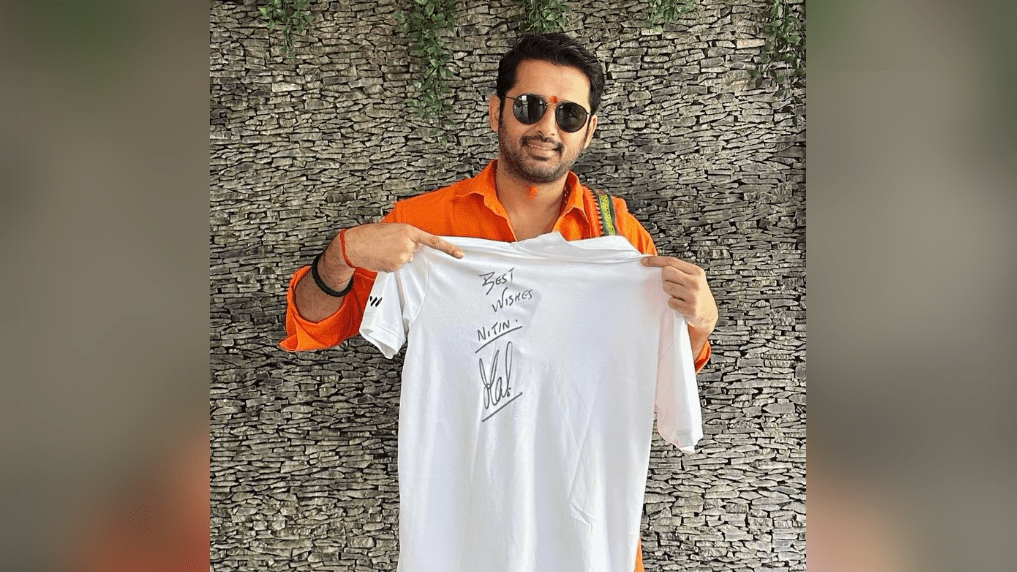 Nithiin Delighted with a Special Gift from MS Dhoni