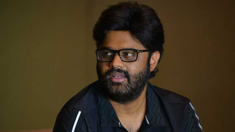 Guntur Kaaram Buzz: Dispelling Song Rumors for Sankranthi Release