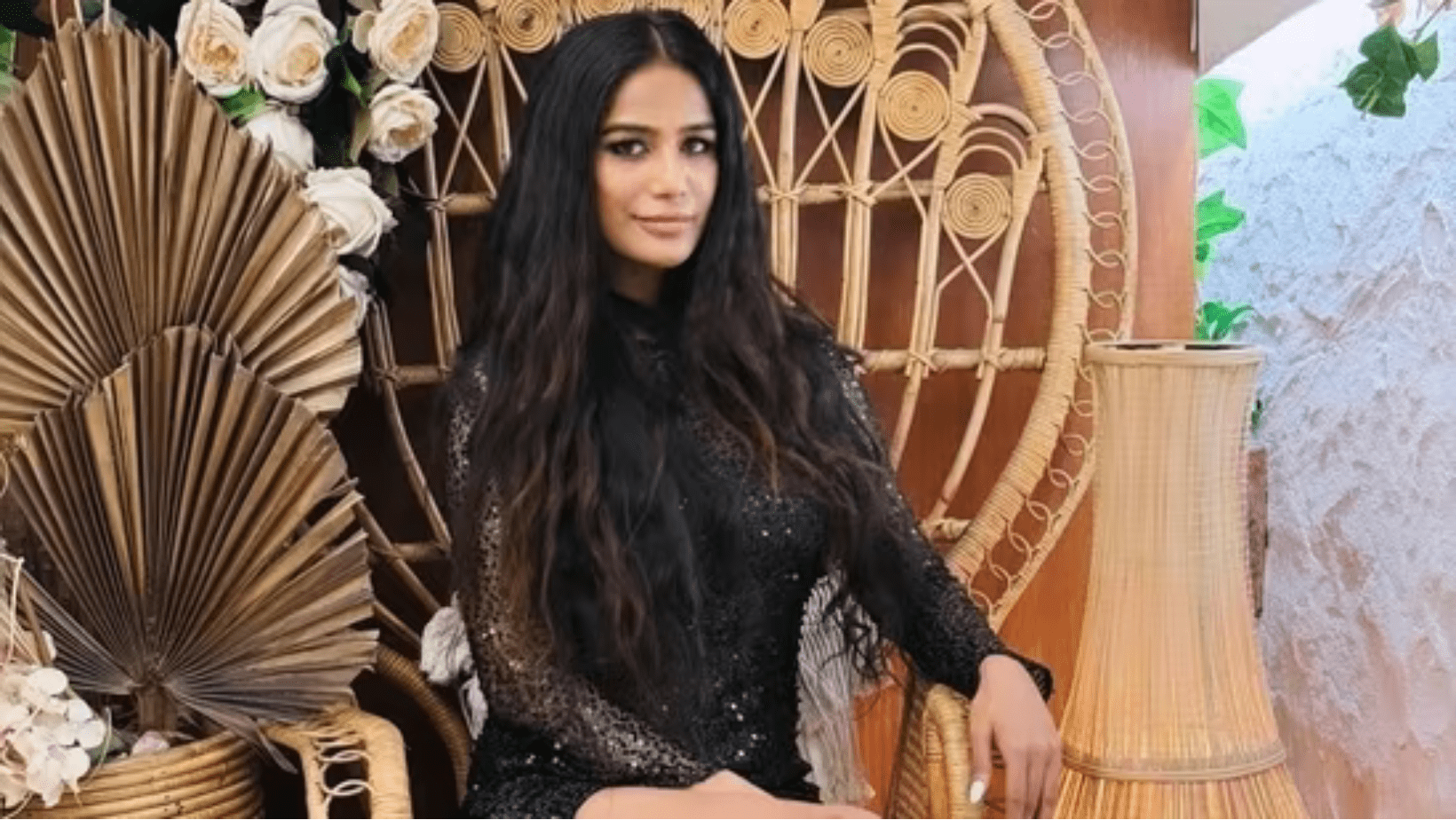 Poonam Pandey grabs everyone's attention by pretending to be deceased, all with the aim of spreading awareness about Cervical Cancer.