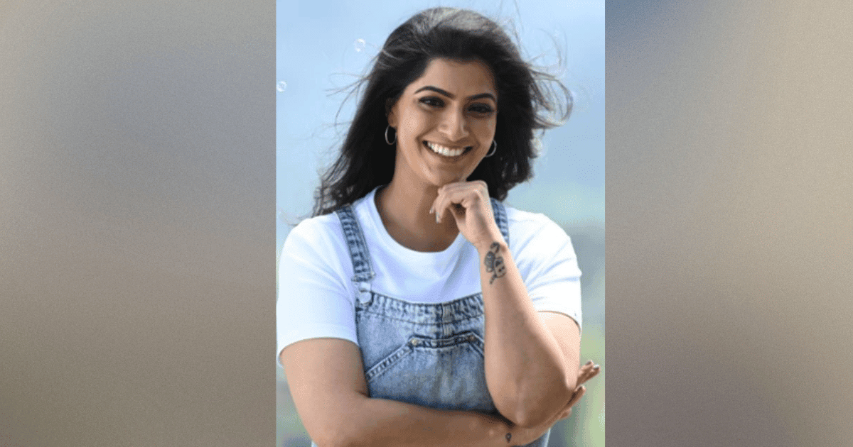 Varalaxmi Sarathkumar's new role in Sabari is a breath of fresh air!