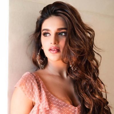 Nidhhi Agerwal