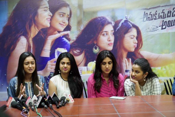 Anukunnadhi Okkati Aynadhi Okkati still 6