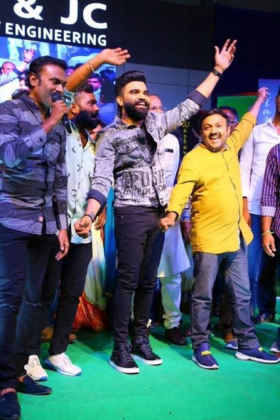 30 Rojullo Preminchatam Ela still 2