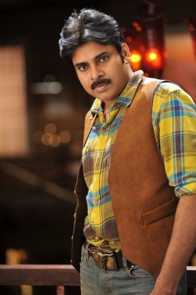 Cameraman Gangatho Rambabu still 3