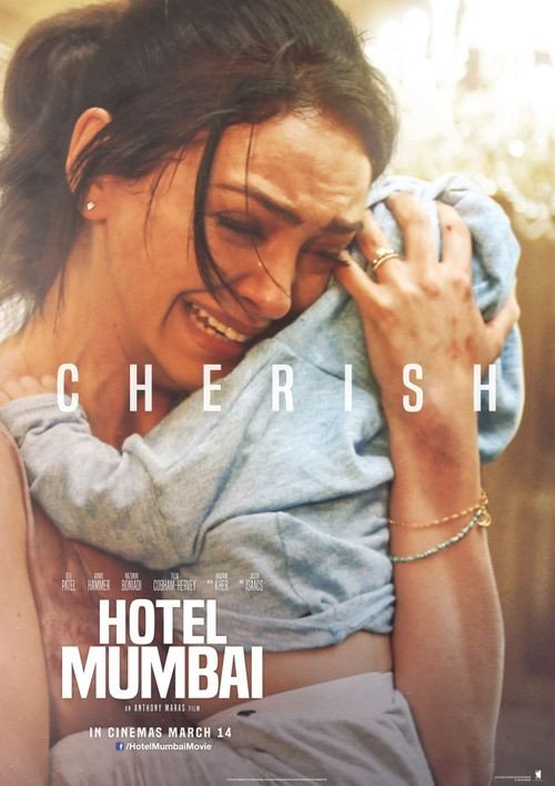 Hotel Mumbai still 3