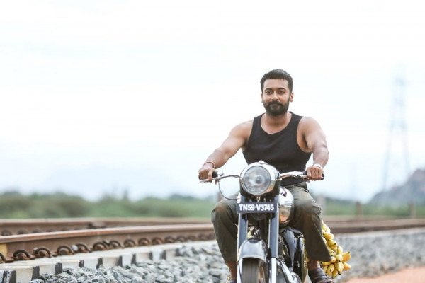Aakaasam Nee Haddhu Ra still 5