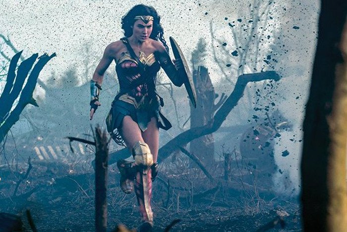 Wonder Woman 1984 still 1