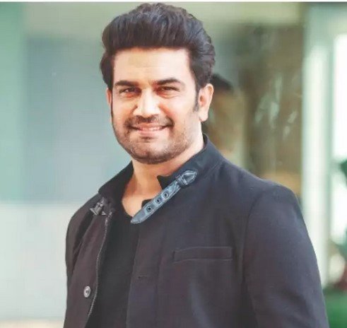 Sharad Kelkar