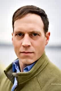 Erik J Cornelius