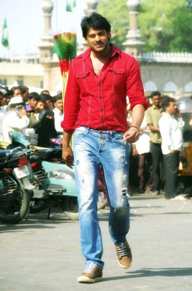 Ek Niranjan still 1