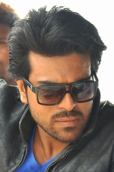 Yevadu still 4