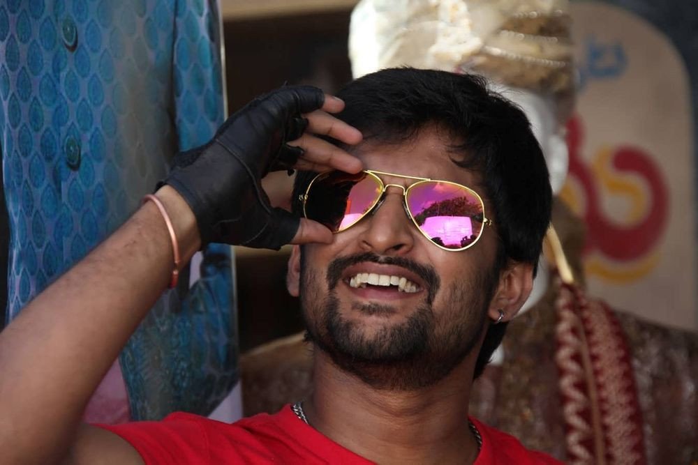 Paisa still 3