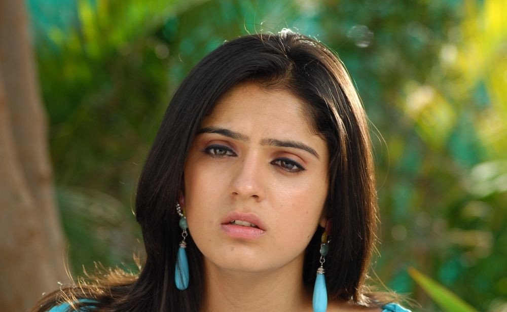 Paisa still 1