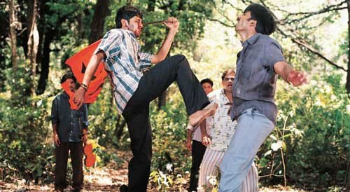 Jayam still 8