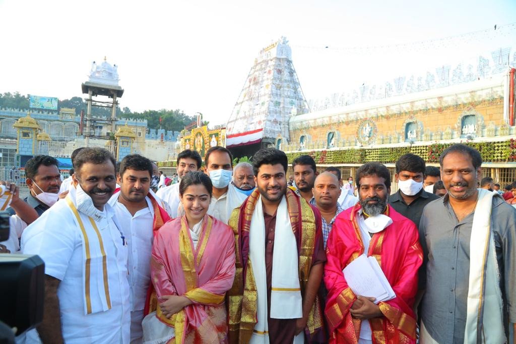 Aadavaallu Meeku Johaarlu still 4