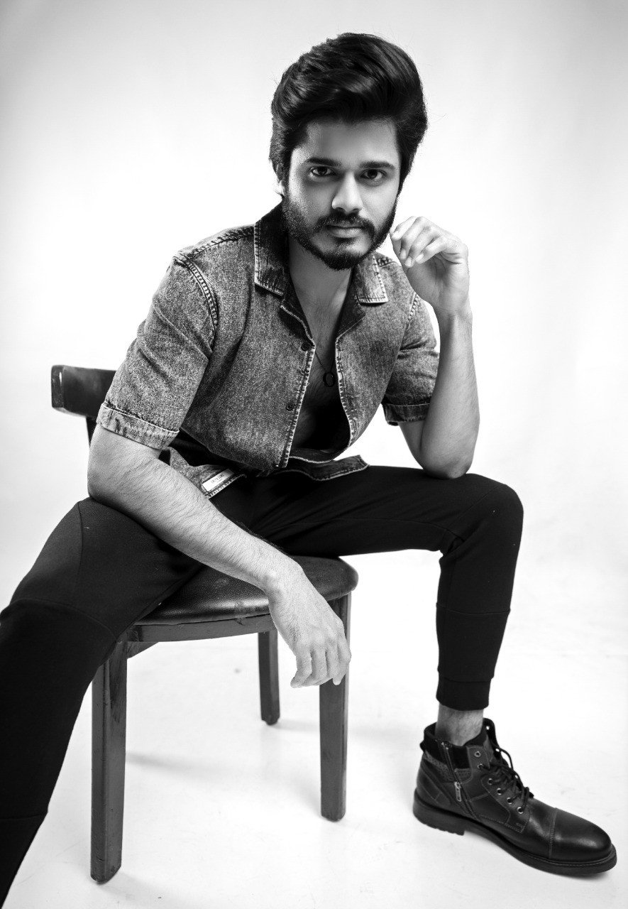 Middle Class Melodies still 7