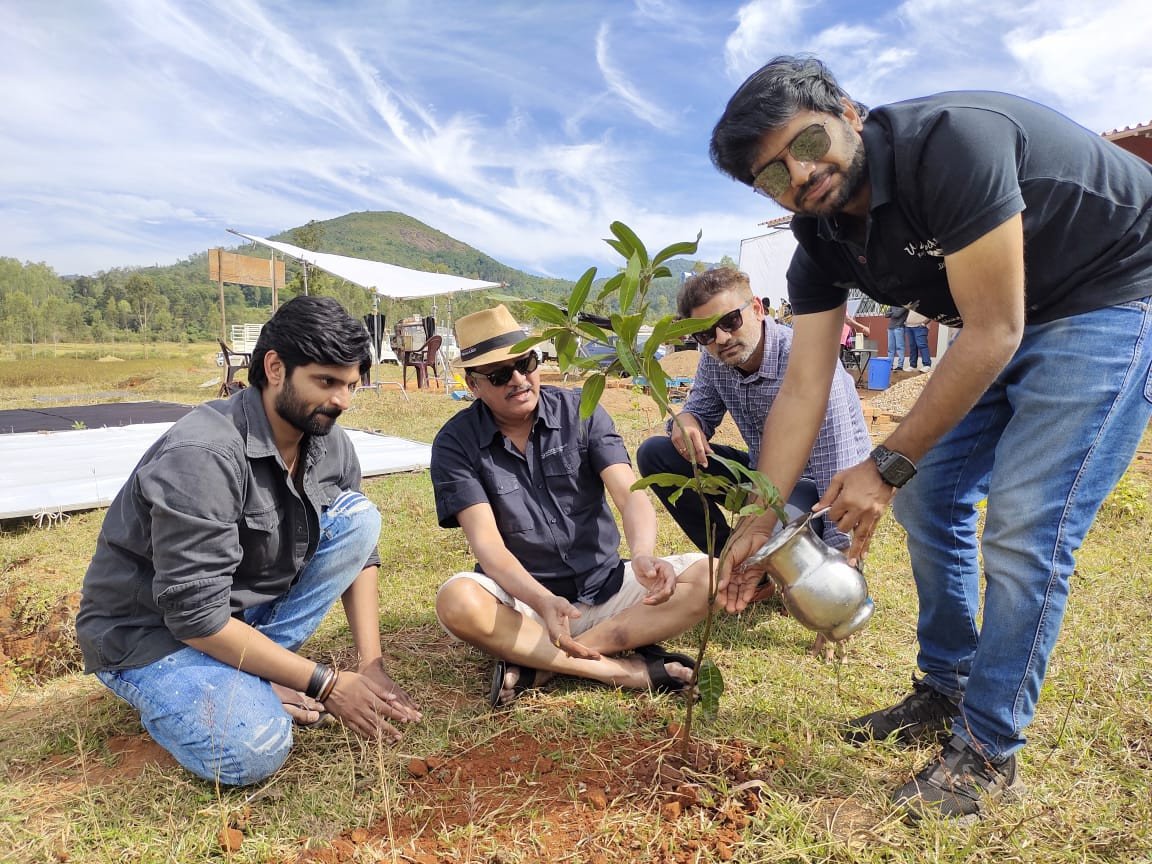 Gaali Sampath still 8