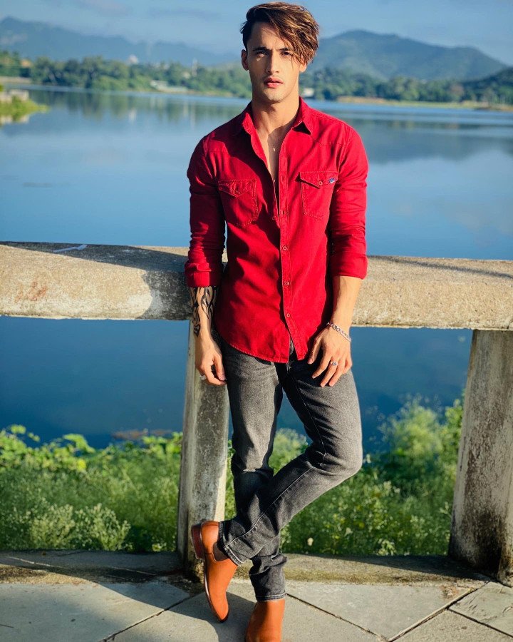 Asim Riaz