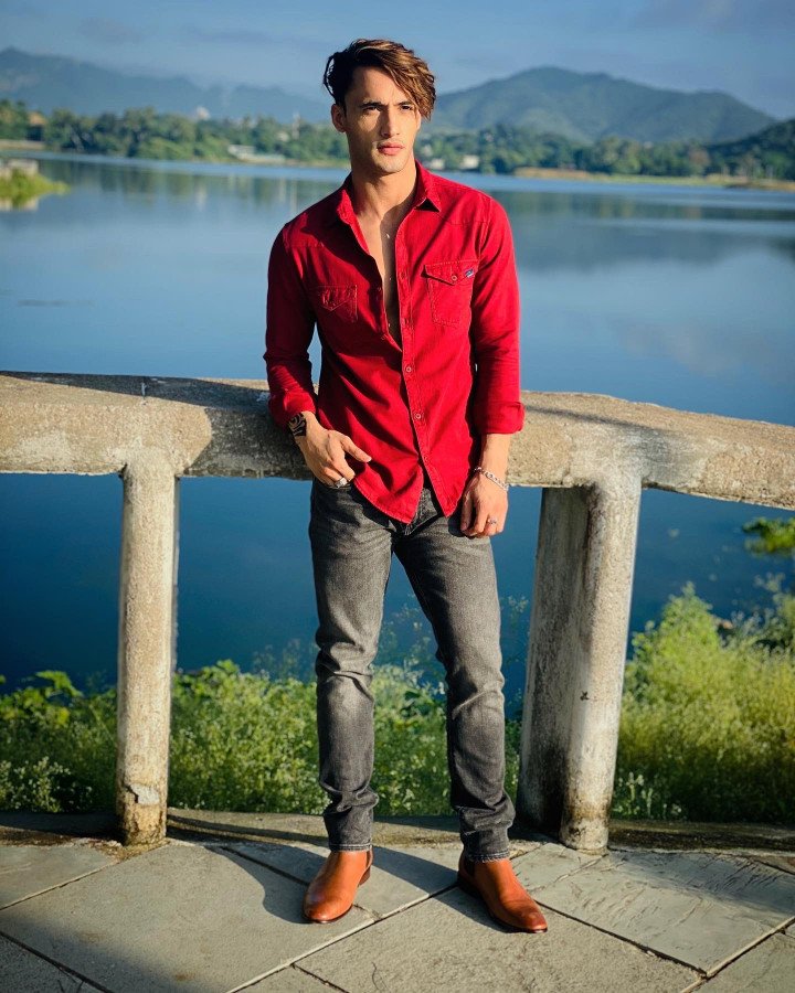 Asim Riaz
