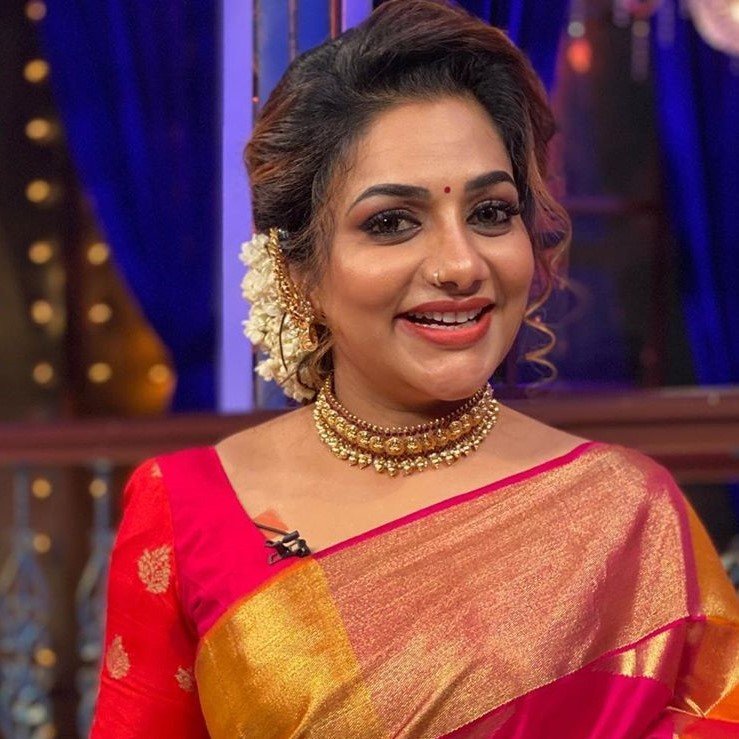 Rimi Tomy