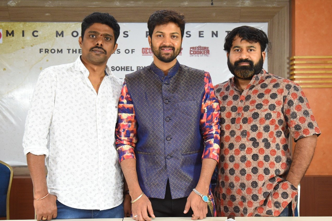 Mic Movies still 1