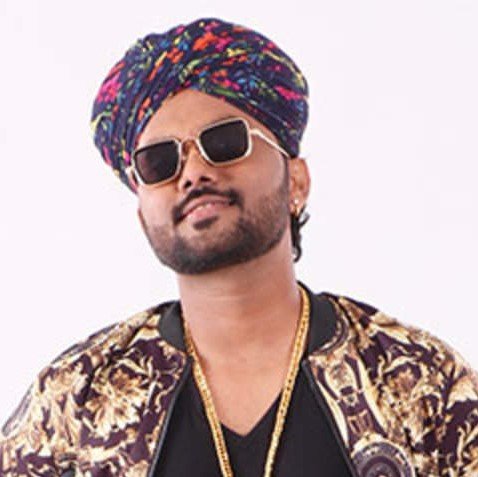 Swaroop Khan