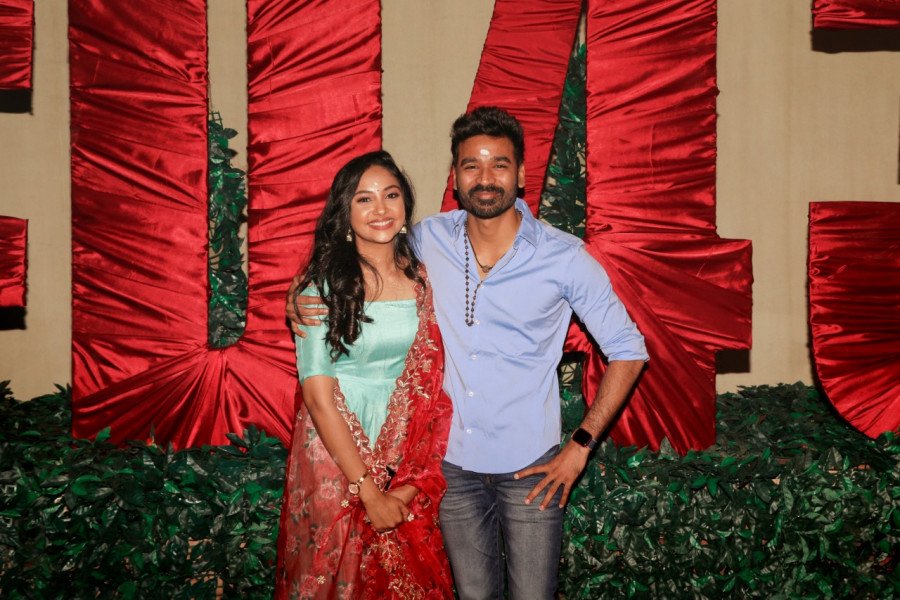 Maaran still 7