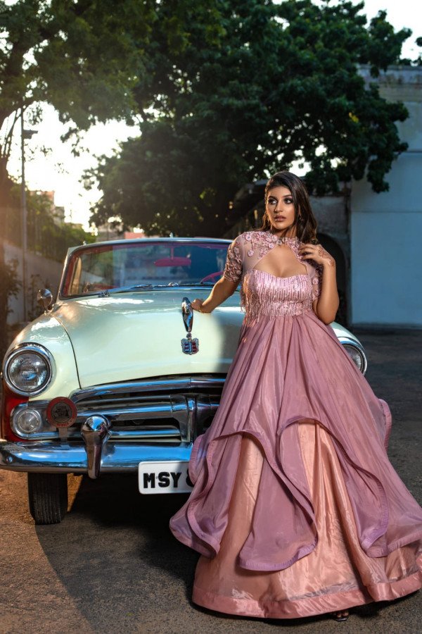 Yashika Aannand