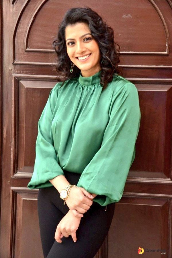 Varalaxmi Sarathkumar