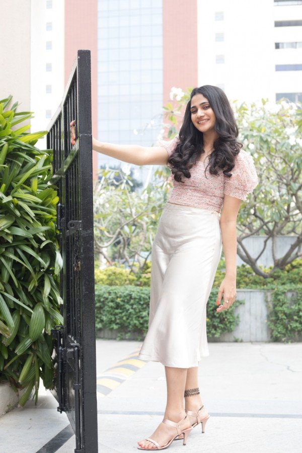 Losliya Mariyanesan