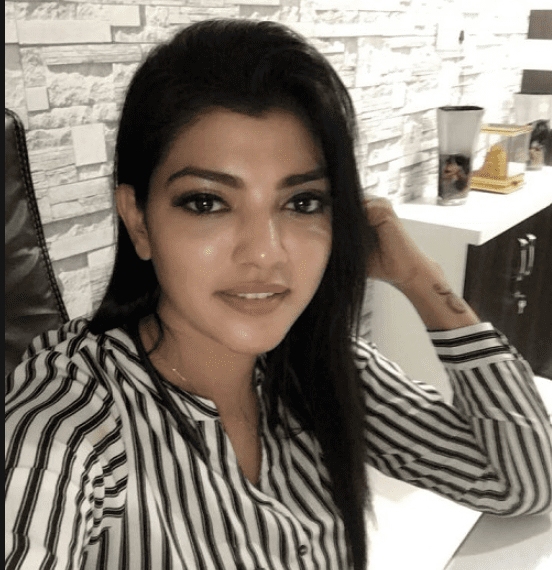 Lahari Shari