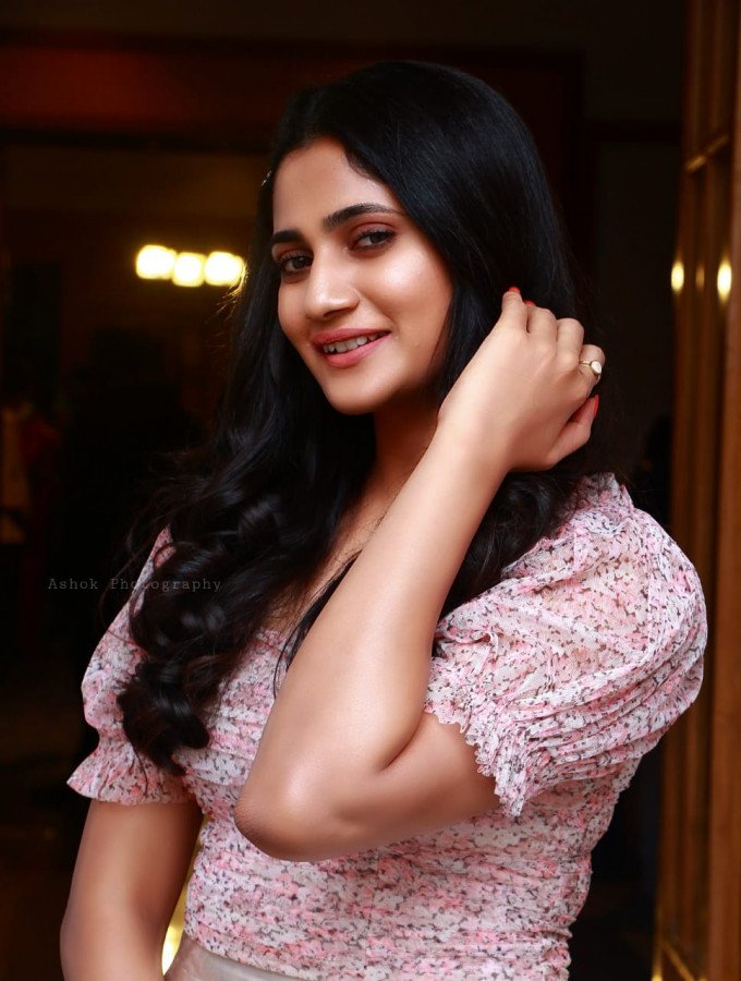 Losliya Mariyanesan