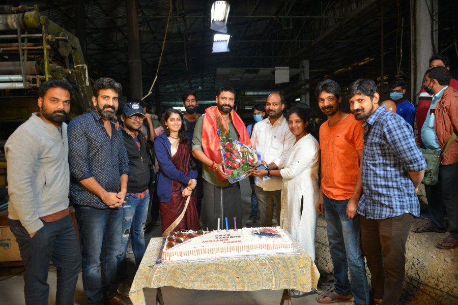 Anaganaga Oka Rowdy still 4