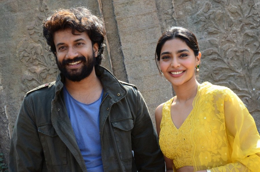 GODSE still 8